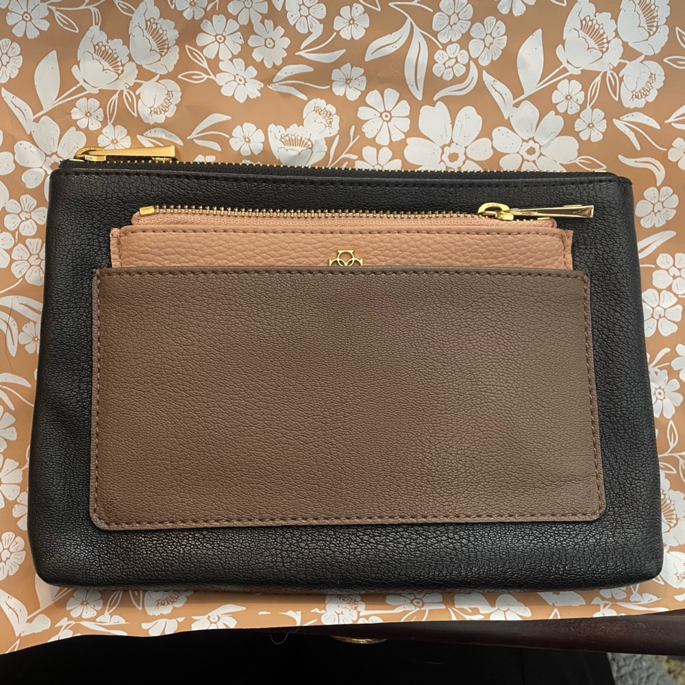 Ann Taylor Black/Brown Clutch